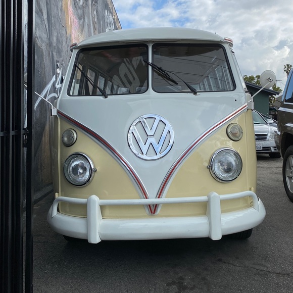 Meet your Posher, Rae - Picture 1 of 1